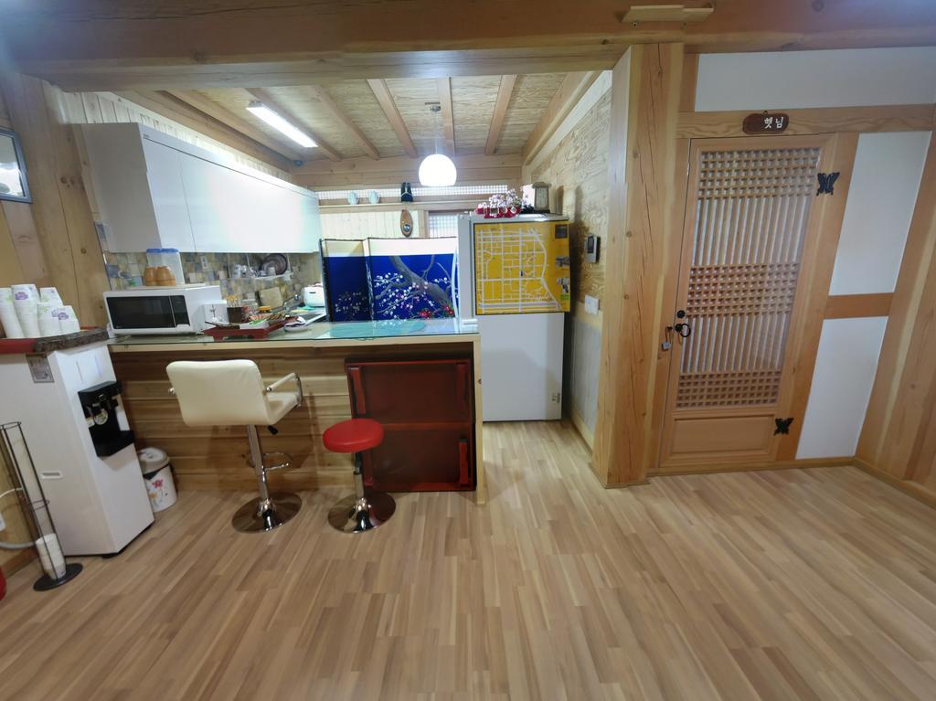 Hanok Guesthouse Jangsoo Чонджу Екстер'єр фото