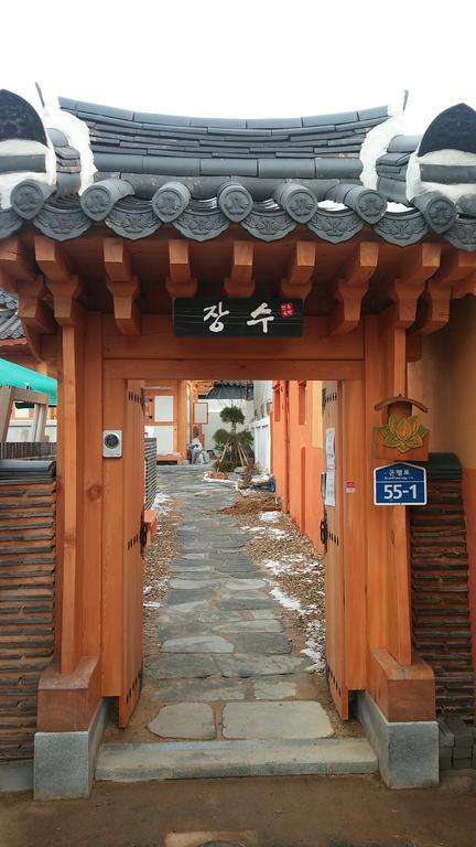 Hanok Guesthouse Jangsoo Чонджу Екстер'єр фото